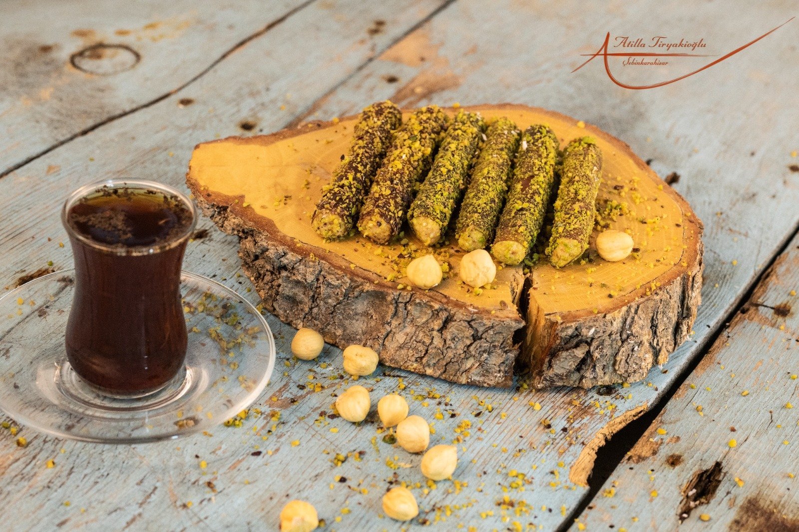 ANTEP FISTIKLI PESTİL SARMA